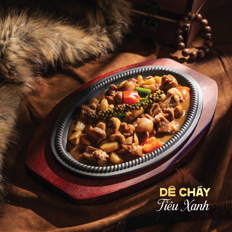 Món ăn bùng nổ với hương vị ngọt từ thịt và cay nồng từ tiêu xanh